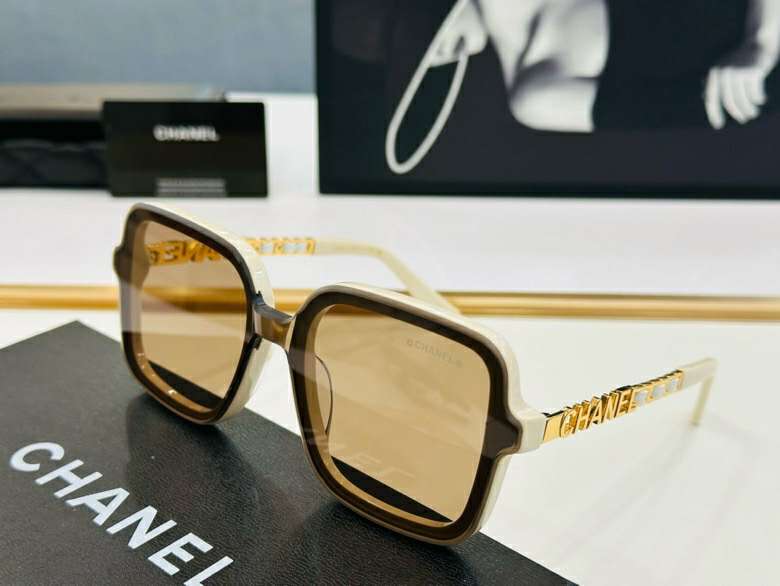 Picture of Chanel Sunglasses _SKUfw56968973fw